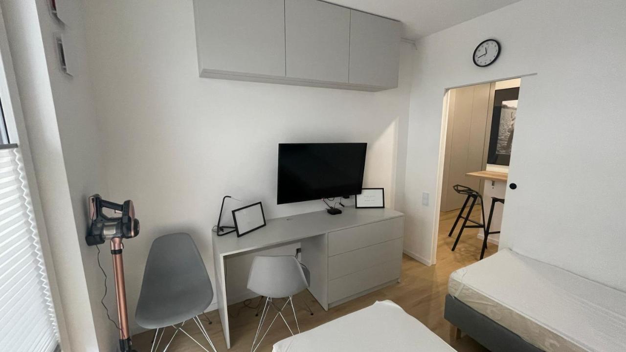 Apartament 4 Bed 2 Room Warszawa Zewnętrze zdjęcie